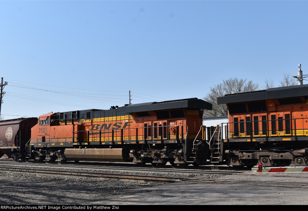 BNSF 7134